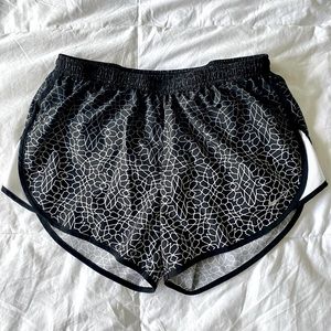 NWOT Nike Running DRI-FIT Shorts Size Small